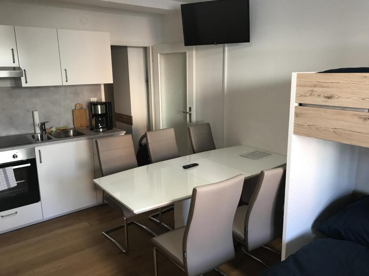 Schoenes Ferienappartment In Zell Am See: Zentral Gelegen Und Naehe Der Areitbahn Und Dem Zeller See Exterior photo